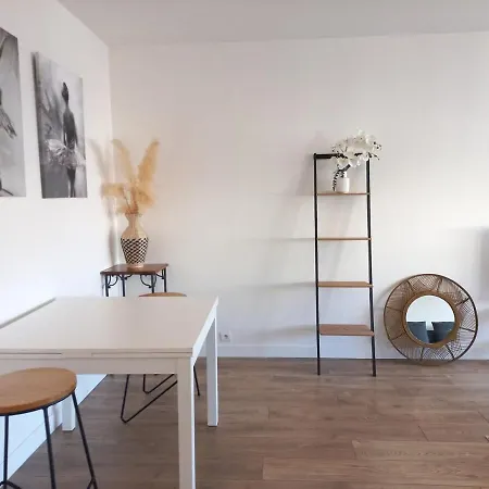 La Chatillonnaise Balcon Et Parking Apartment *