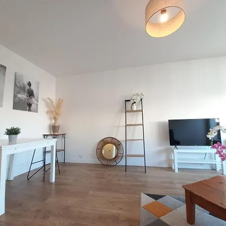 Apartment La Chatillonnaise Balcon Et Parking