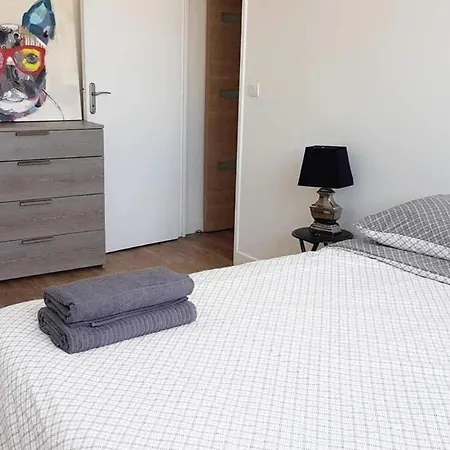 La Chatillonnaise Balcon Et Parking Apartment